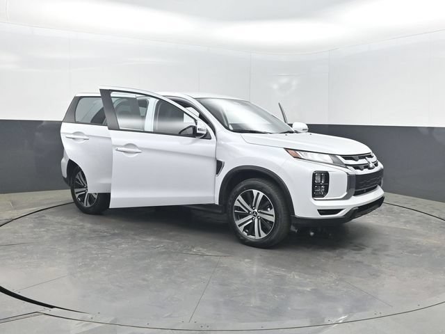 New 2026 Mitsubishi Outlander Sport SE AWD/4WD image 38