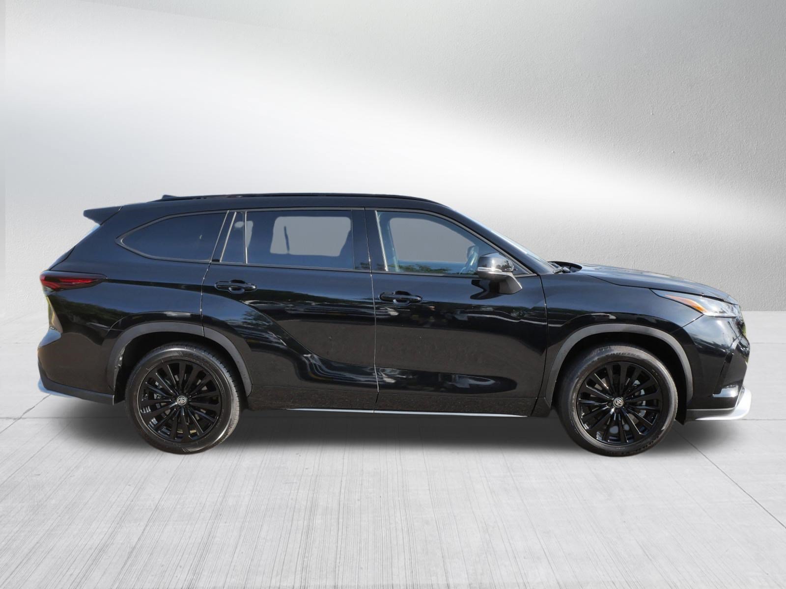 Certified 2025 Toyota Highlander XSE AWD/4WD image 9