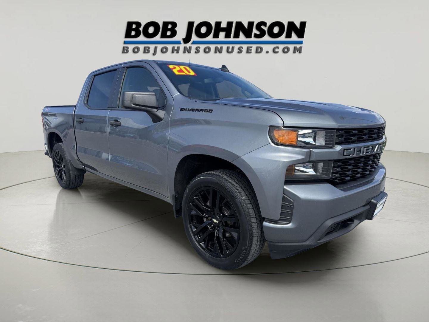 Used 2020 Chevrolet Silverado 1500 Custom w/ Custom Value Package AWD/4WD image 1
