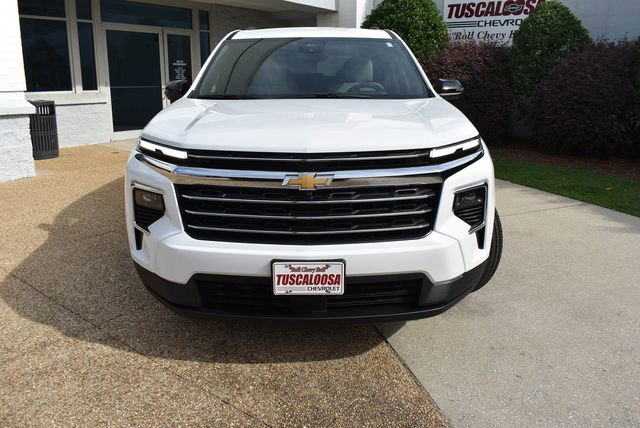 New 2026 Chevrolet Traverse LT w/ Driver Confidence Package FWD image 3