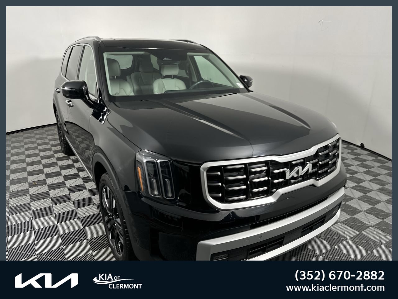 Certified 2025 Kia Telluride SX w/ SX Captain's Chair Package