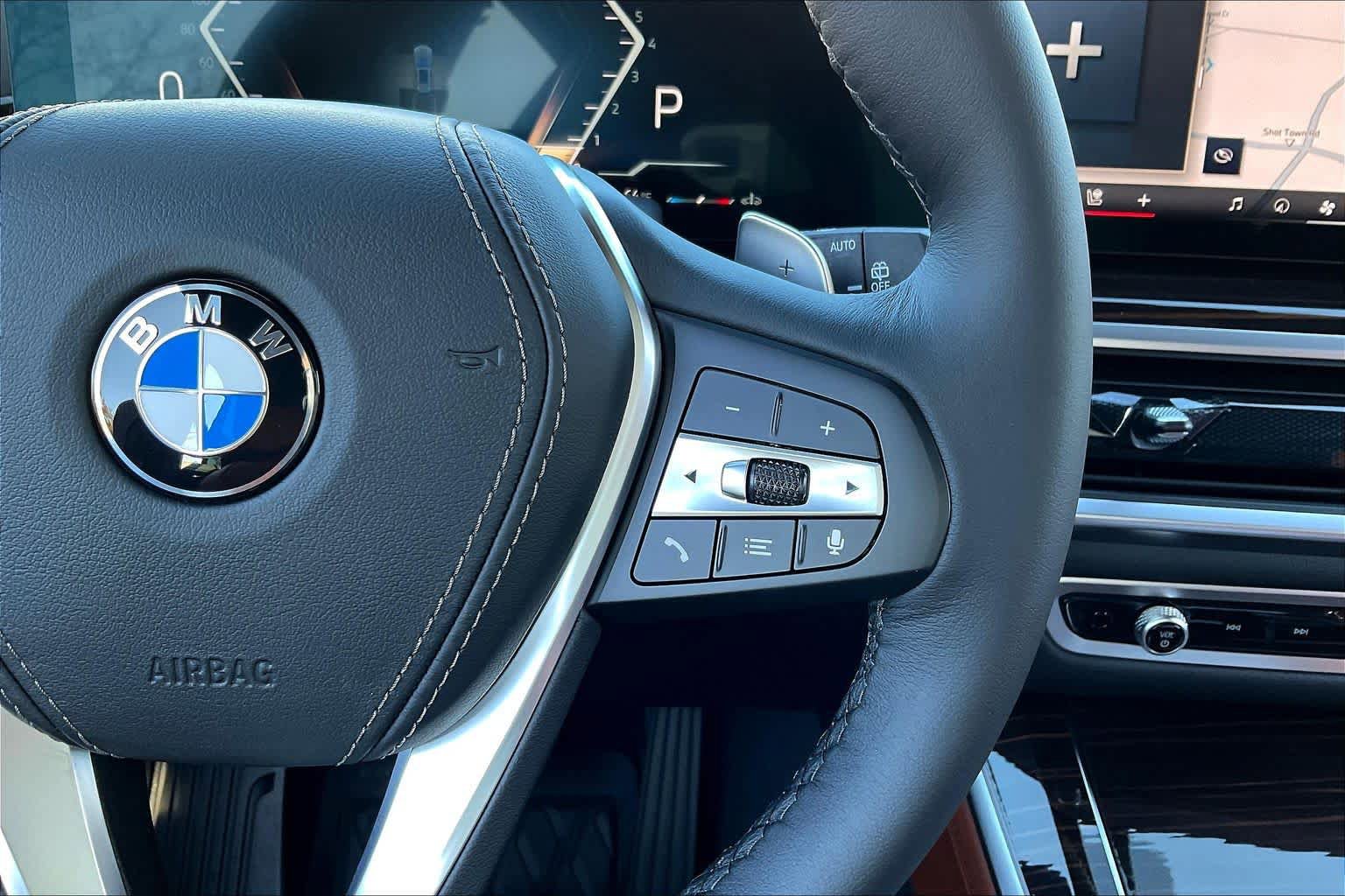 Used 2026 BMW X5 xDrive40i w/ Climate Comfort Package image 26