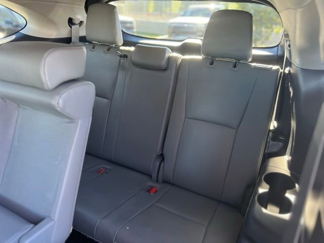 Used 2022 Toyota Highlander XLE image 20