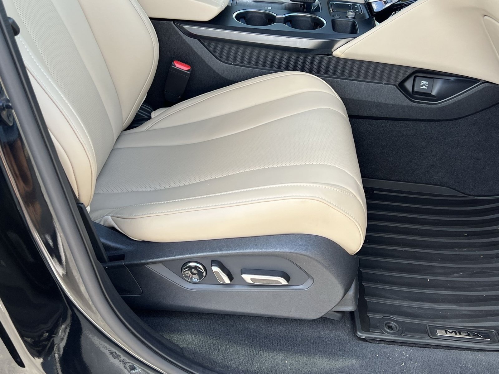 Certified 2024 Acura MDX w/ Technology Package AWD/4WD image 27