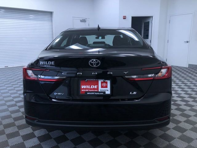 Used 2025 Toyota Camry LE image 14