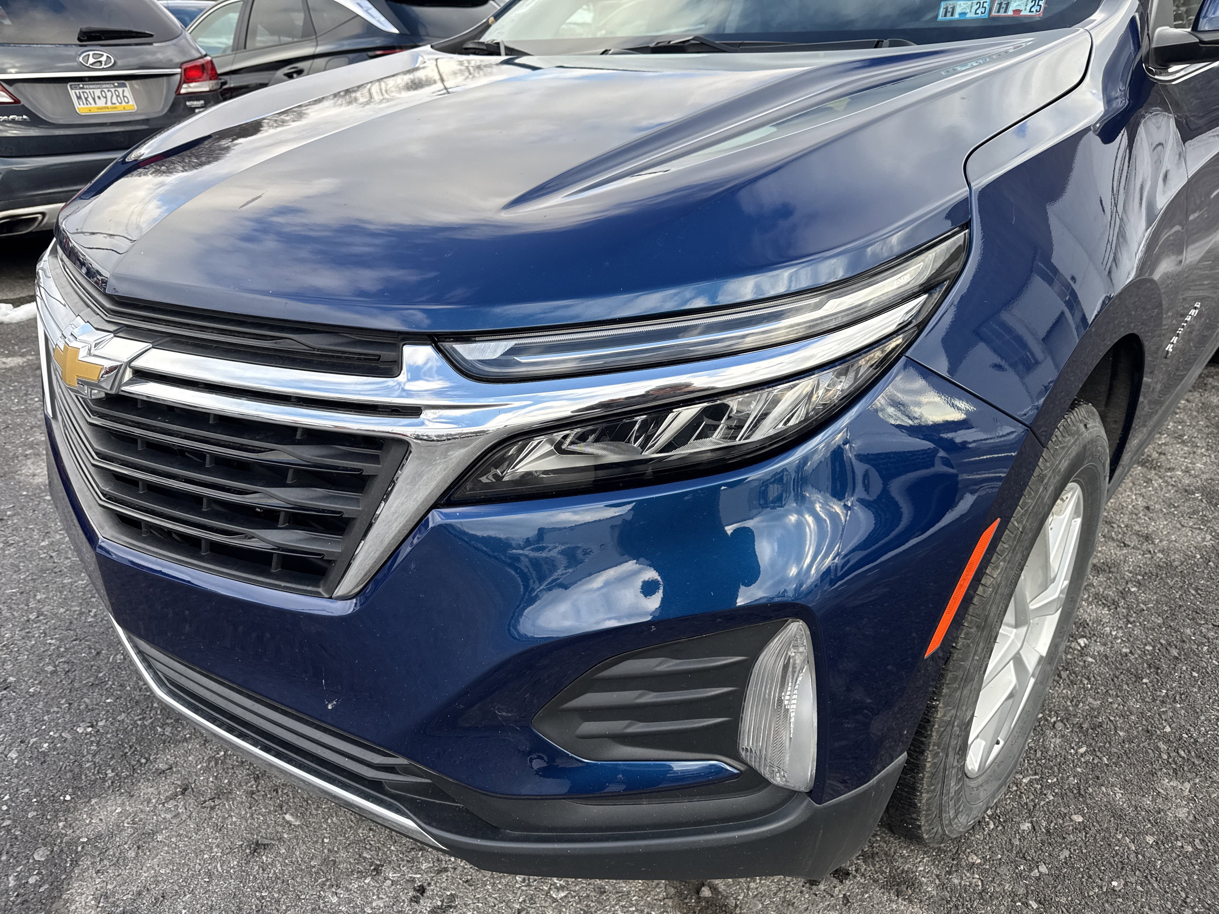 Used 2023 Chevrolet Equinox LT image 8