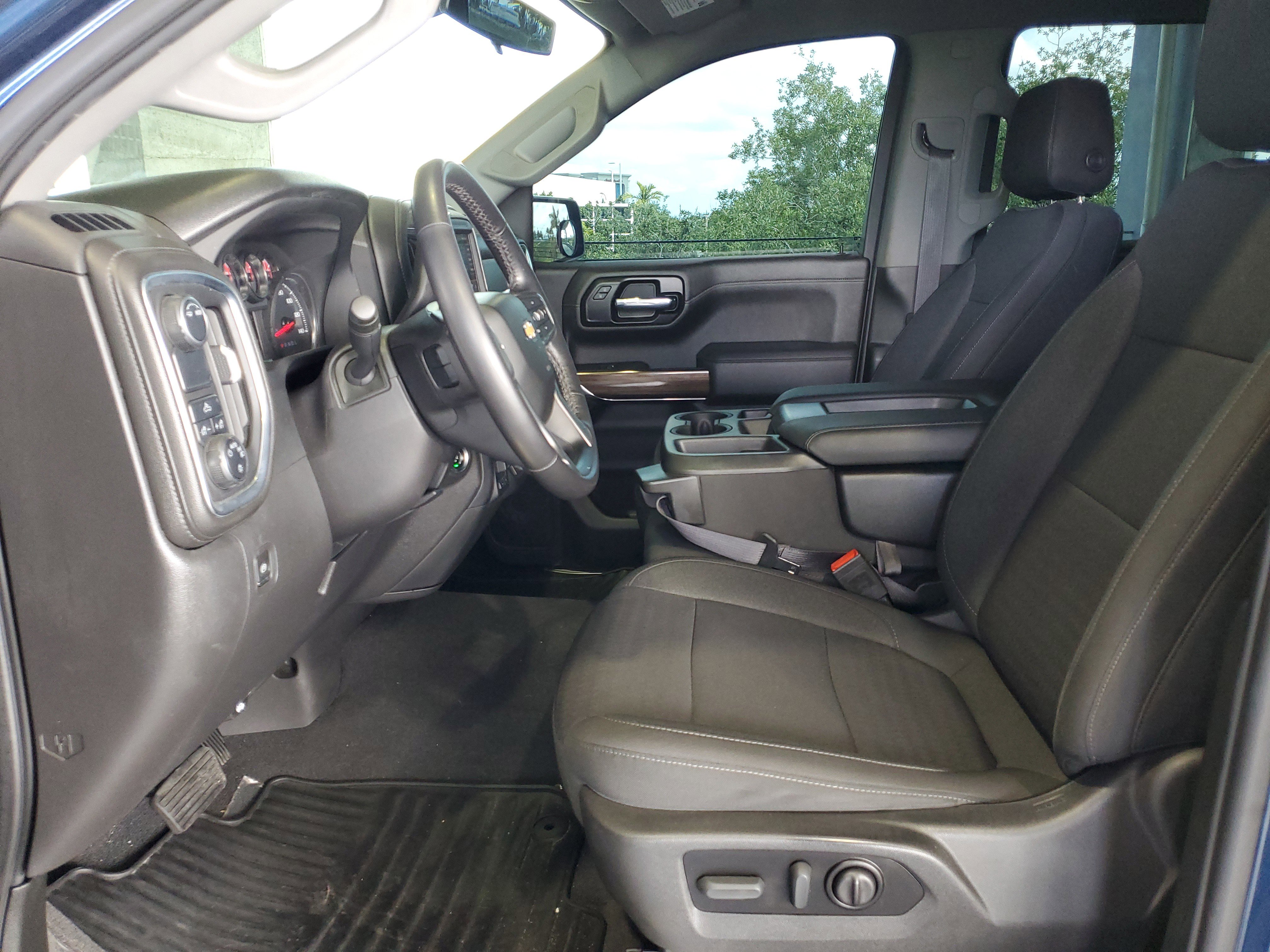 Used 2022 Chevrolet Silverado 1500 LT w/ All Star Edition Plus RWD image 17