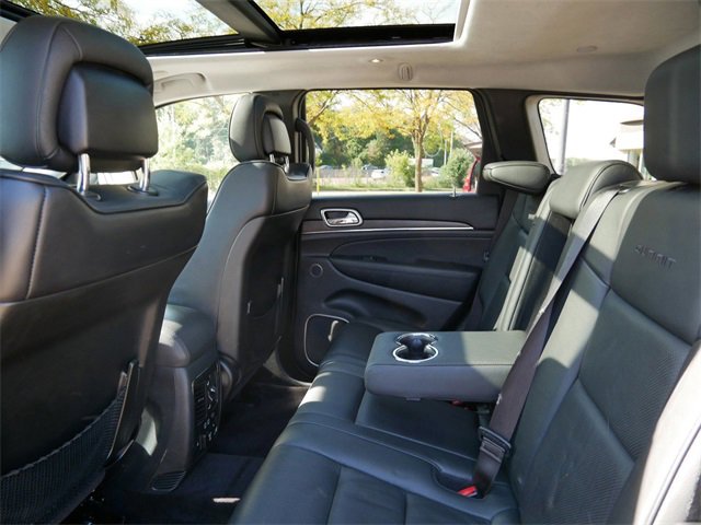 Used 2017 Jeep Grand Cherokee Summit image 9