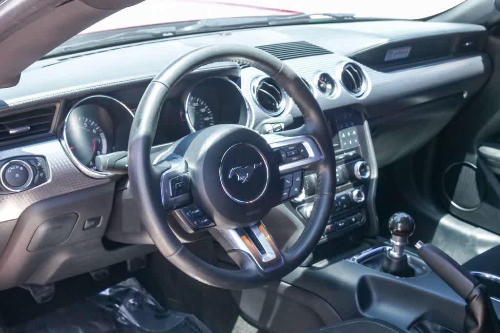 Used 2017 Ford Mustang GT w/ GT Performance Package RWD image 14