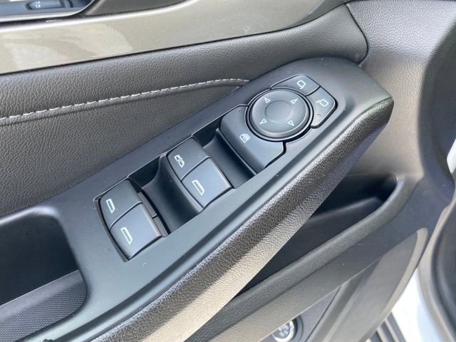 Certified 2023 Chevrolet Traverse LT w/ LPO, Floor Liner Package image 16