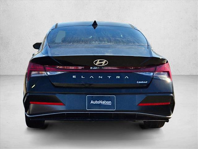 New 2026 Hyundai Elantra Limited image 9