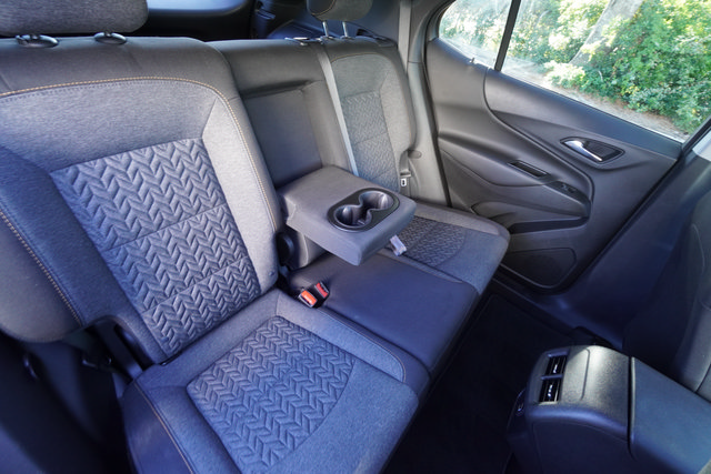 Used 2022 Chevrolet Equinox LT FWD image 25