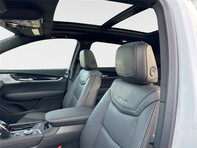 New 2026 Cadillac XT5 Premium Luxury w/ Driver Assist Package image 17