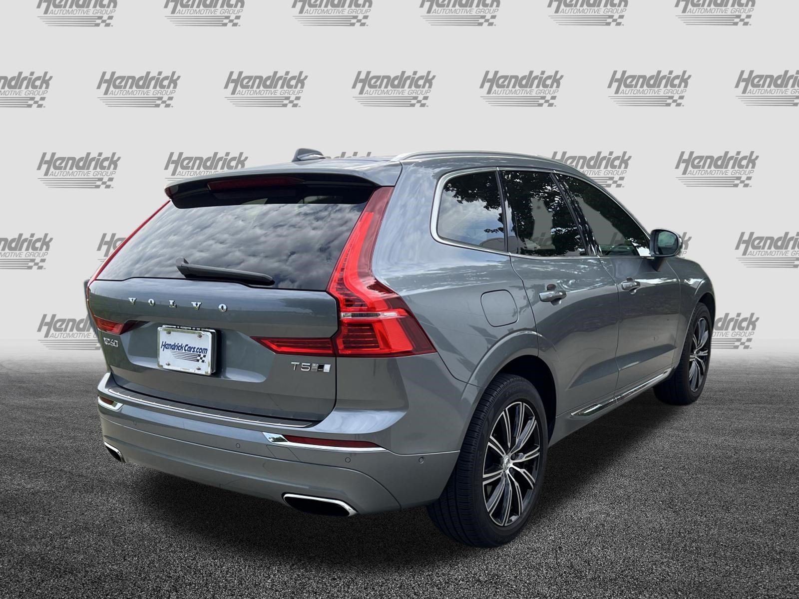 Used 2018 Volvo XC60 T5 Inscription w/ Convenience Package AWD/4WD image 10