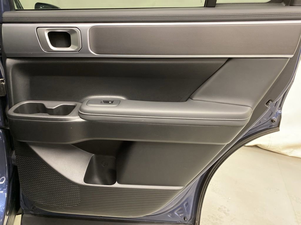 Used 2025 Hyundai Santa Fe XRT image 13