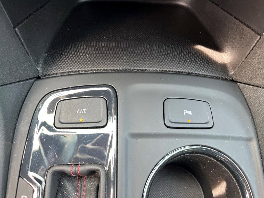 Certified 2024 Chevrolet Equinox RS image 22