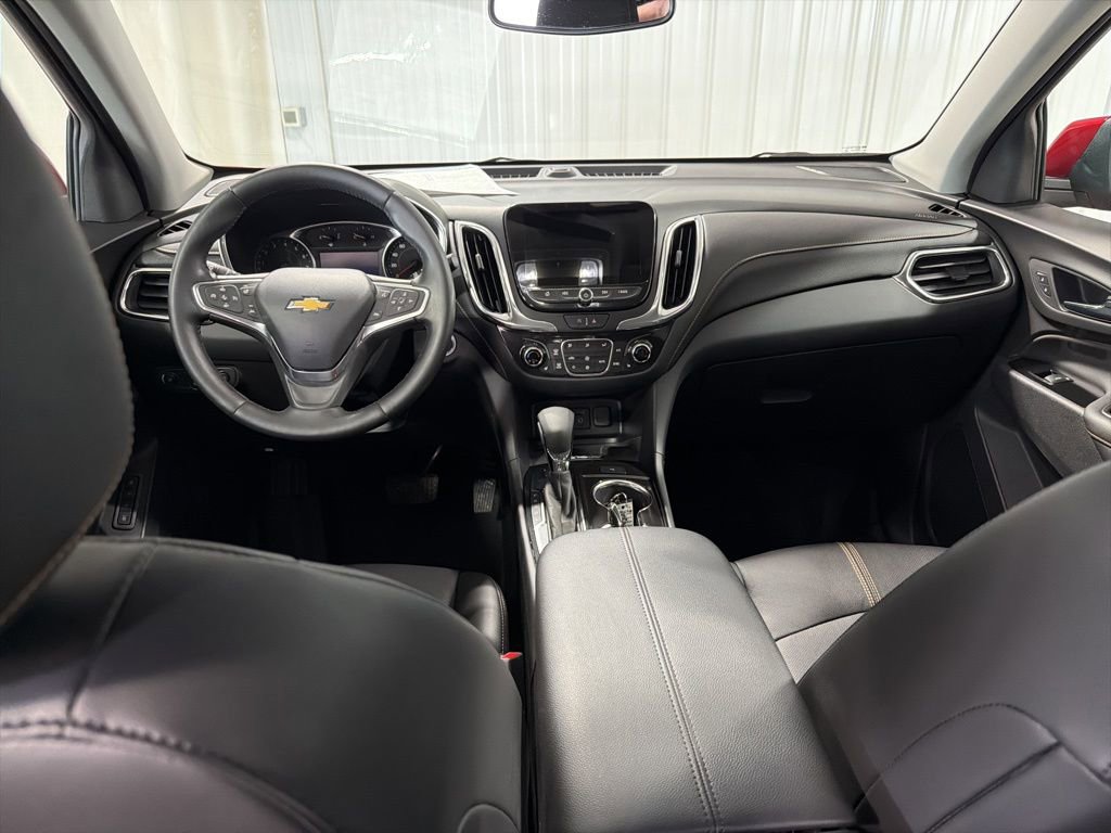 Certified 2022 Chevrolet Equinox Premier w/ LPO, Floor Liner Package AWD/4WD image 3