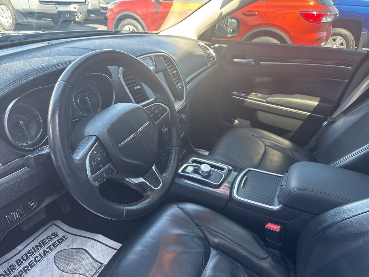 Used 2015 Chrysler 300 Limited RWD image 16