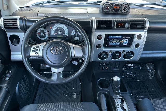Used 2007 Toyota FJ Cruiser 2WD image 11
