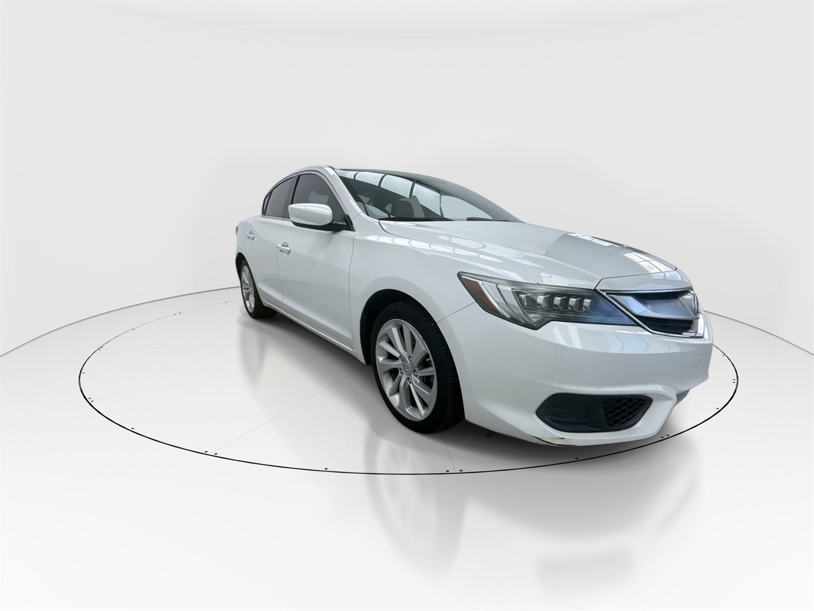 Used 2017 Acura ILX image 2