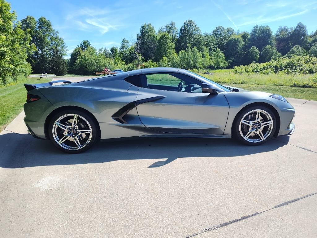 Used 2023 Chevrolet Corvette Stingray Premium Cpe w/ Z51 Performance Package RWD image 5