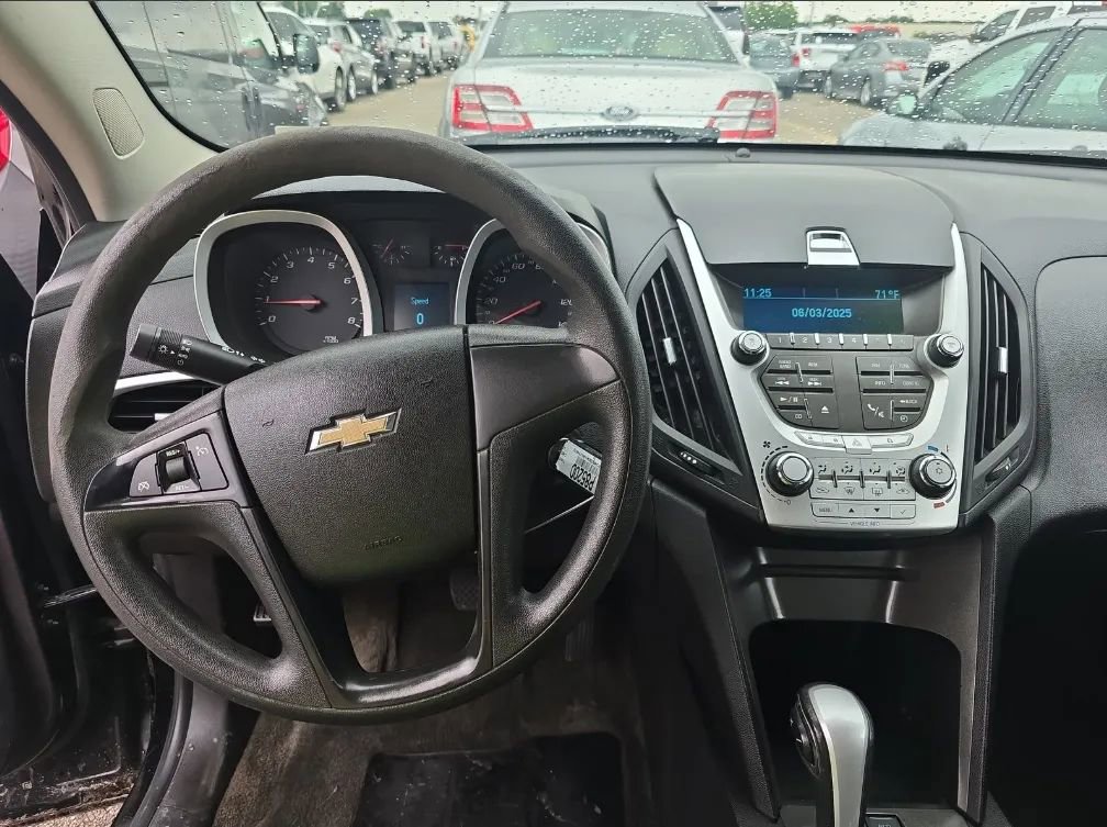 Used 2010 Chevrolet Equinox LT image 7