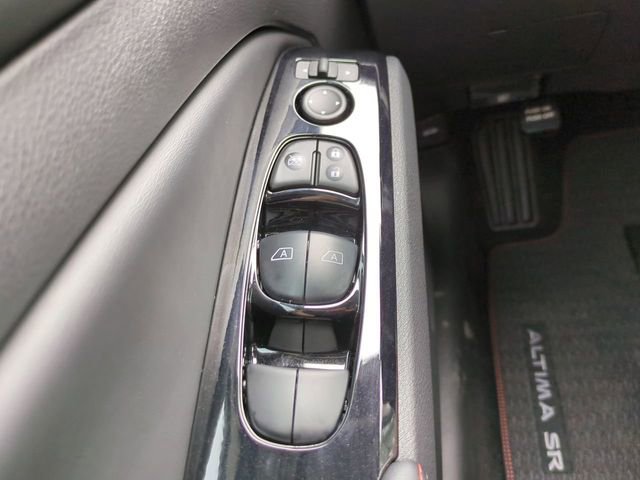 New 2025 Nissan Altima 2.5 SR w/ SR Premium Package image 24