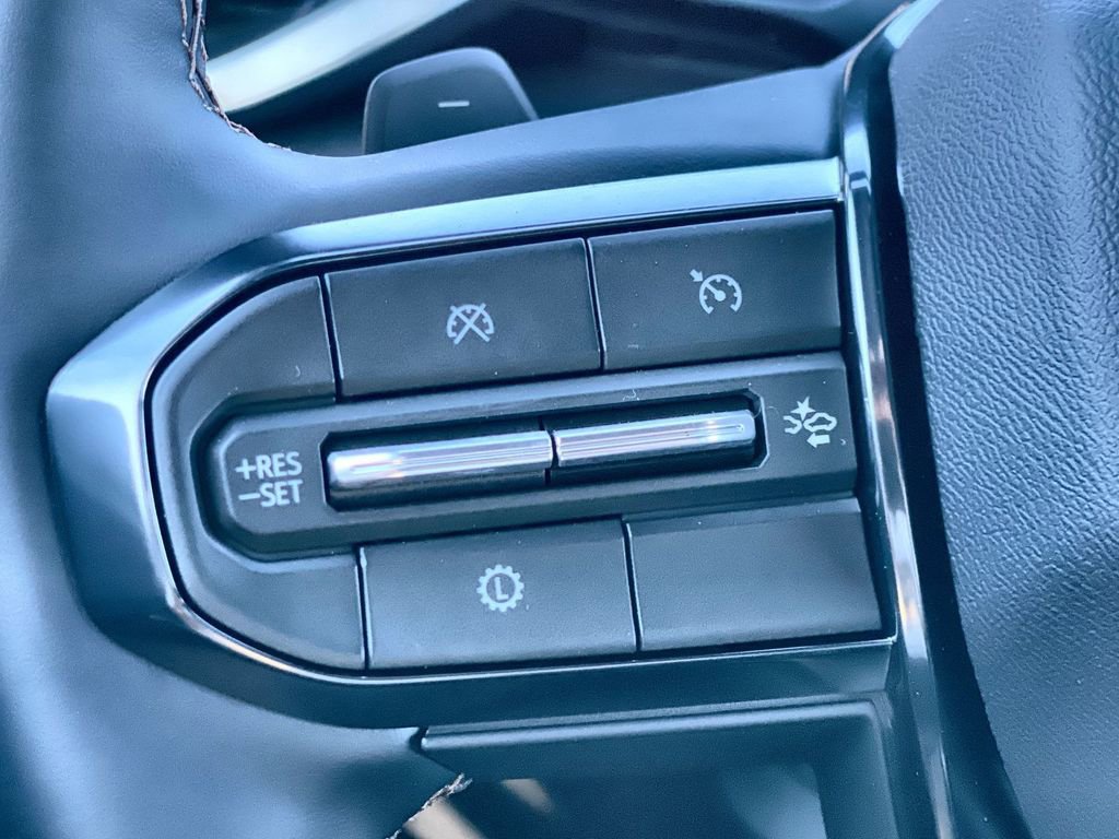 New 2026 GMC Acadia AT4 w/ Luxury Package image 20