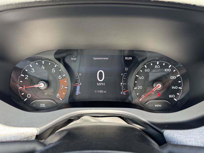 Used 2024 Jeep Compass Latitude AWD/4WD image 13