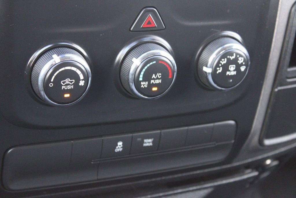 Used 2017 RAM 1500 Express image 36