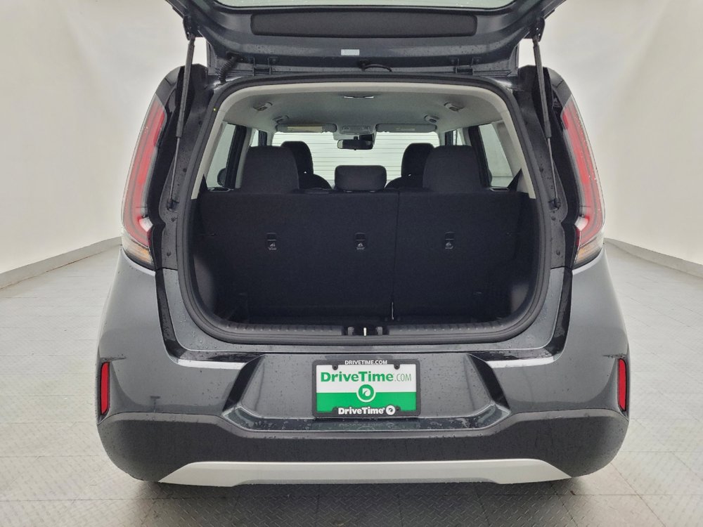 Used 2025 Kia Soul LX w/ LX Technology Package image 29