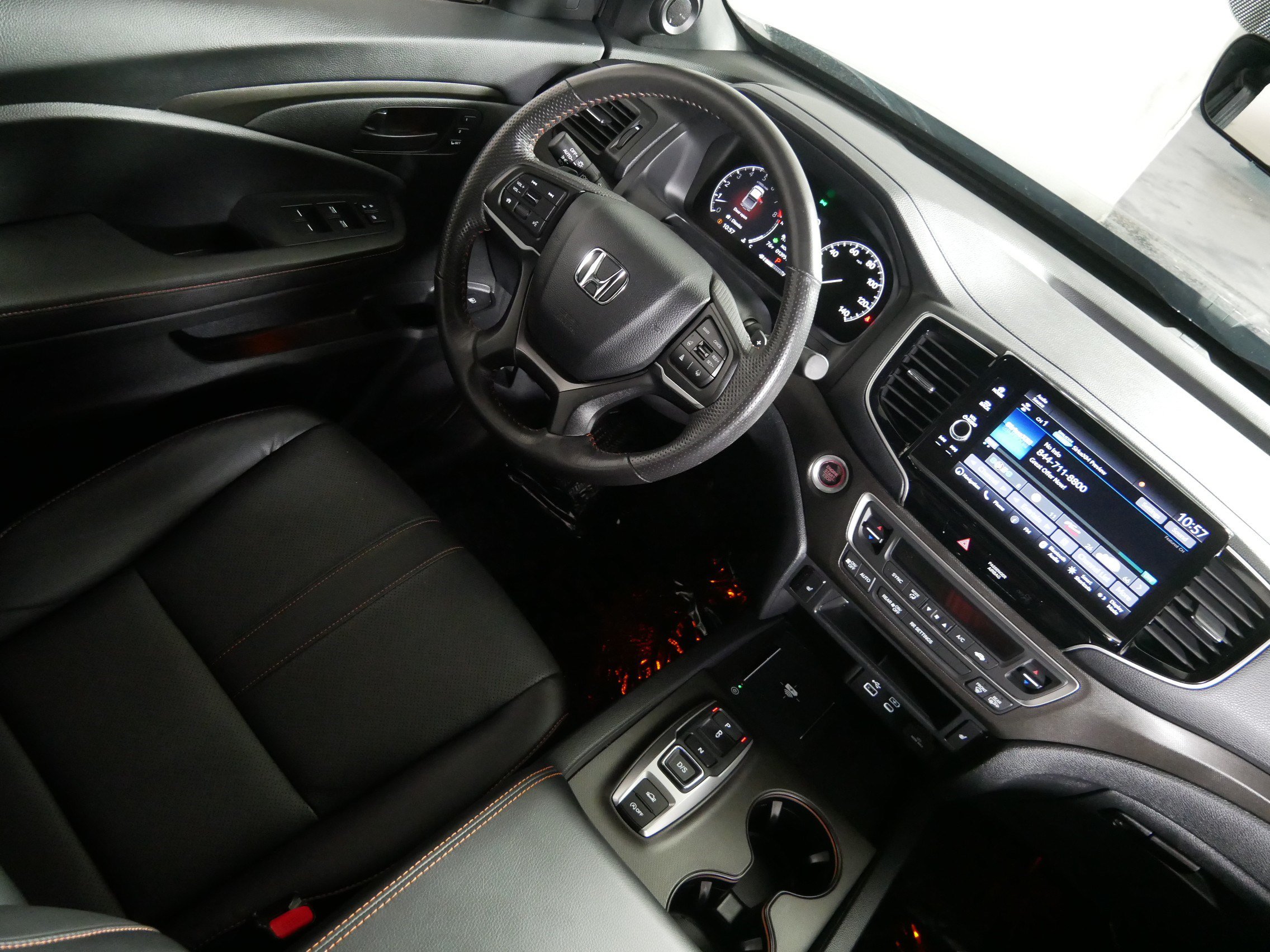 Used 2025 Honda Ridgeline TrailSport image 9