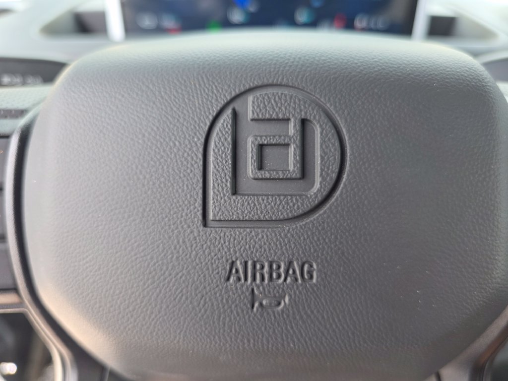Used 2024 Chevrolet Brightdrop 400 w/ Commercial Equipment Package AWD/4WD image 32