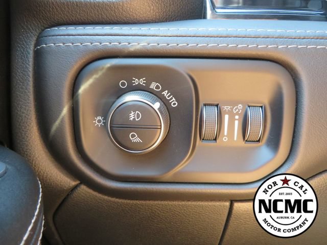 Used 2023 RAM 2500 Limited AWD/4WD image 41