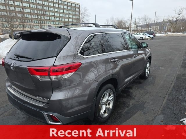 Used 2018 Toyota Highlander Limited w/ Protection Package #3 image 9