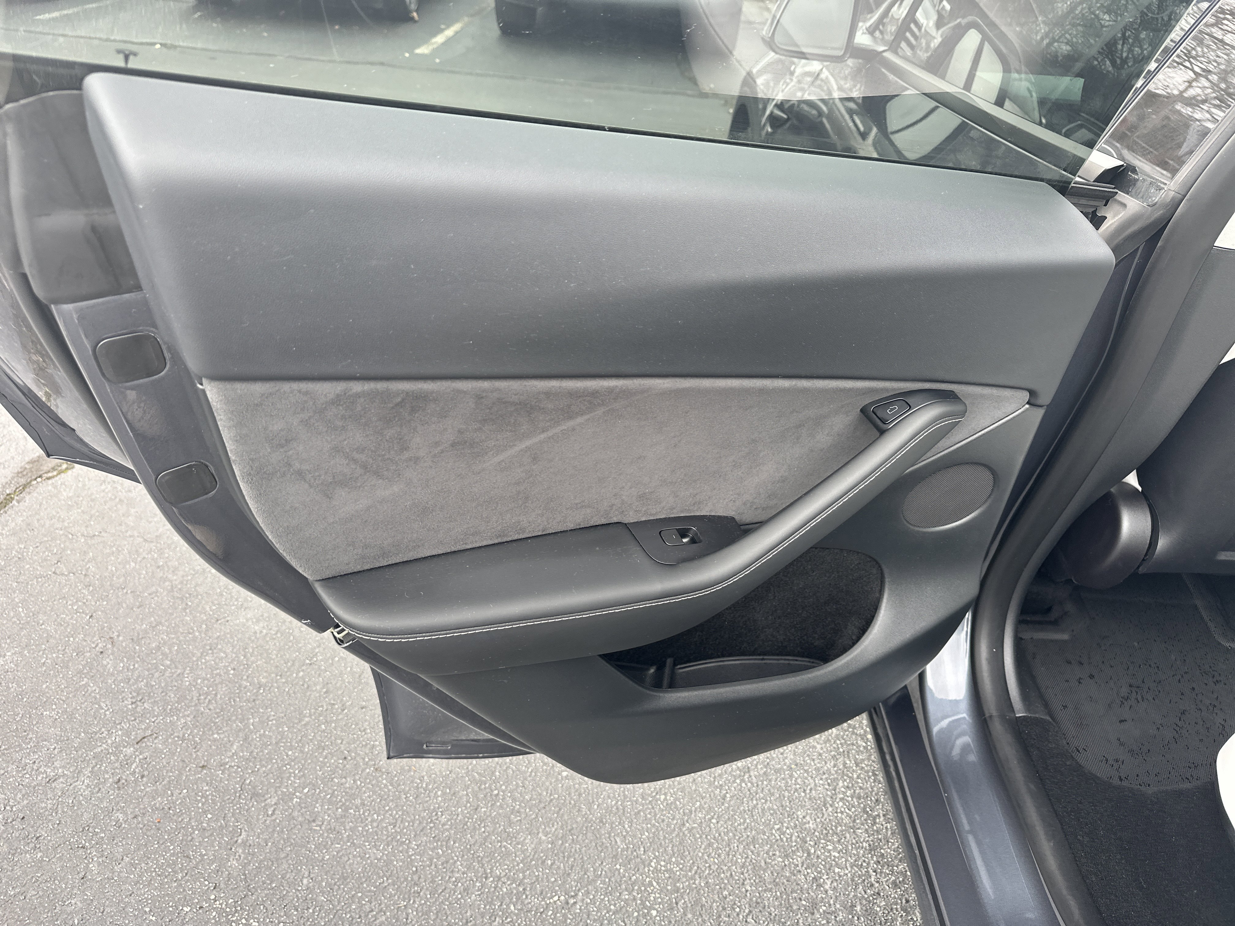 Used 2023 Tesla Model Y Performance image 23