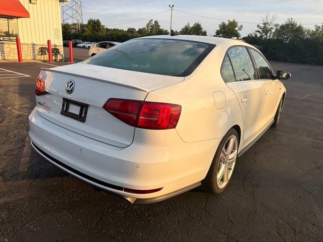 Used 2017 Volkswagen Jetta GLI FWD image 7