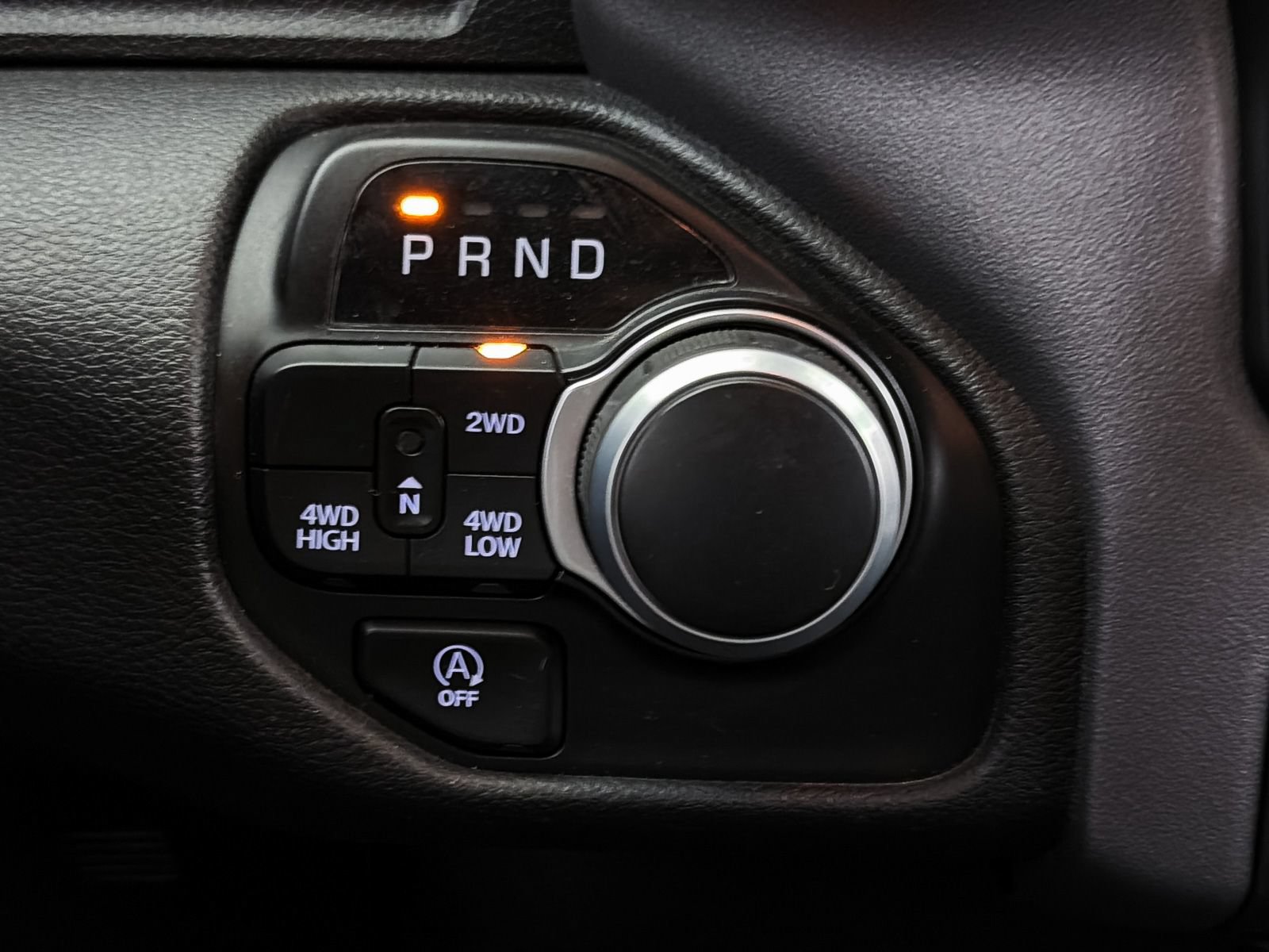 Used 2023 RAM 1500 4x4 Crew Cab image 12