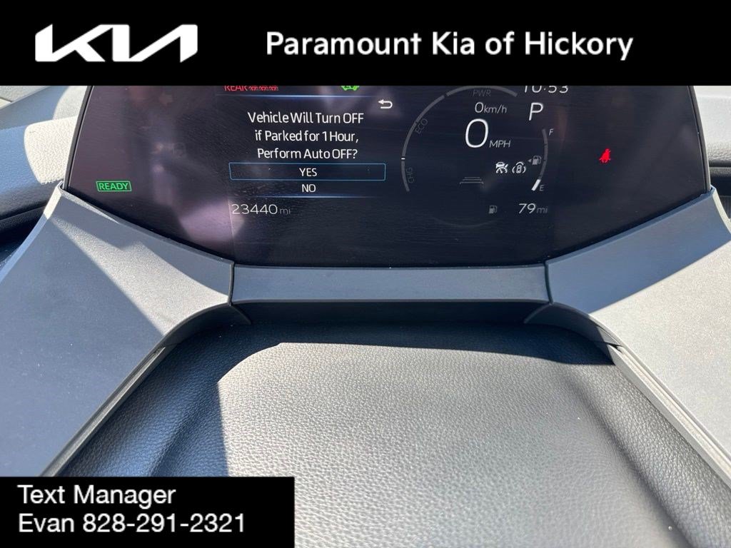 Used 2025 Toyota Prius XLE FWD image 29