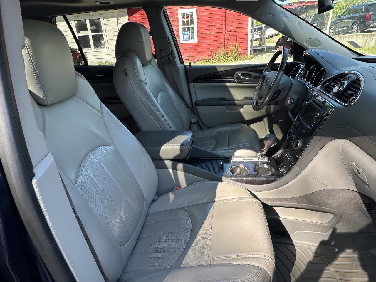 Used 2015 Buick Enclave Leather image 19
