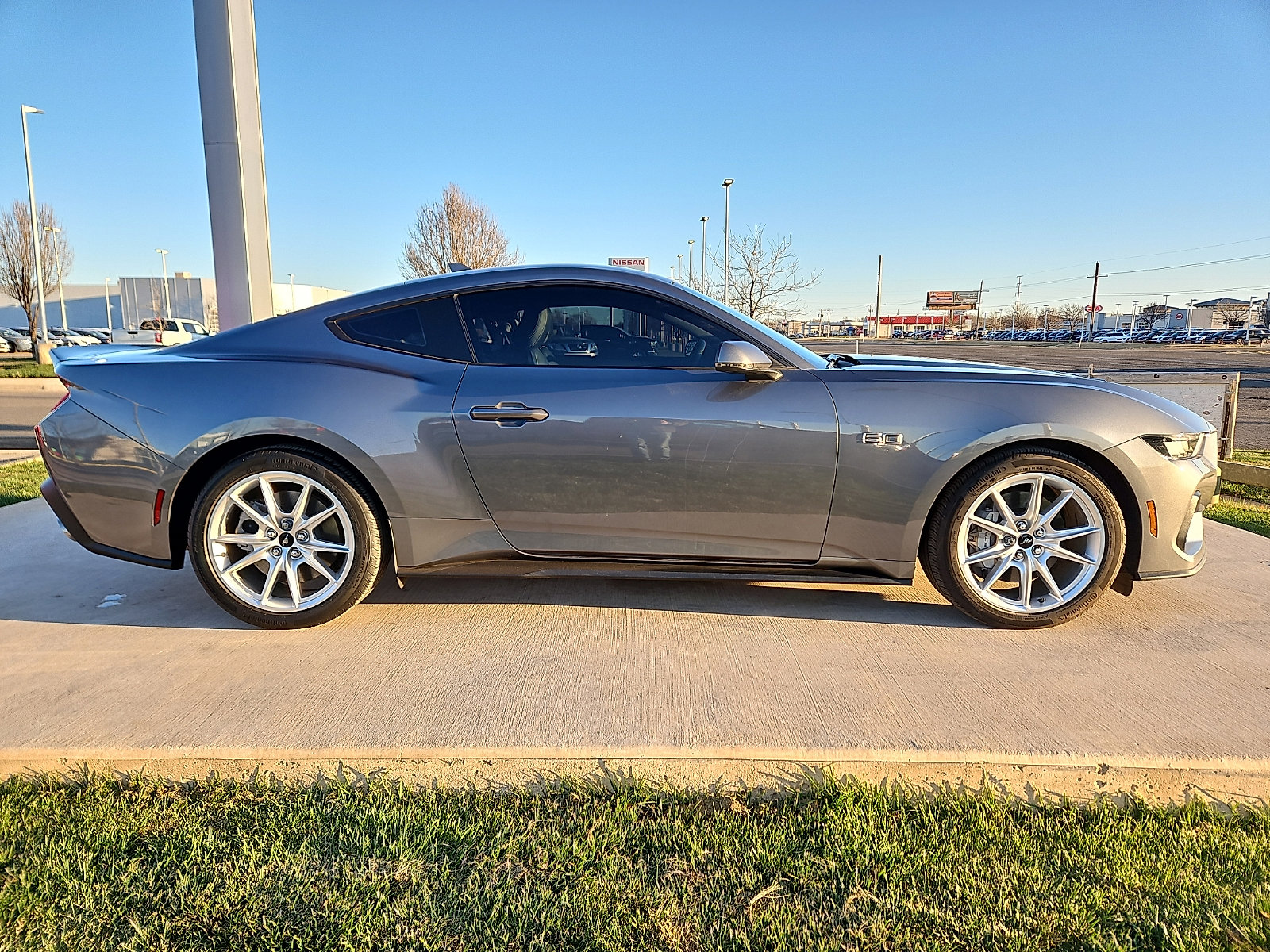 Used 2025 Ford Mustang GT Premium image 5