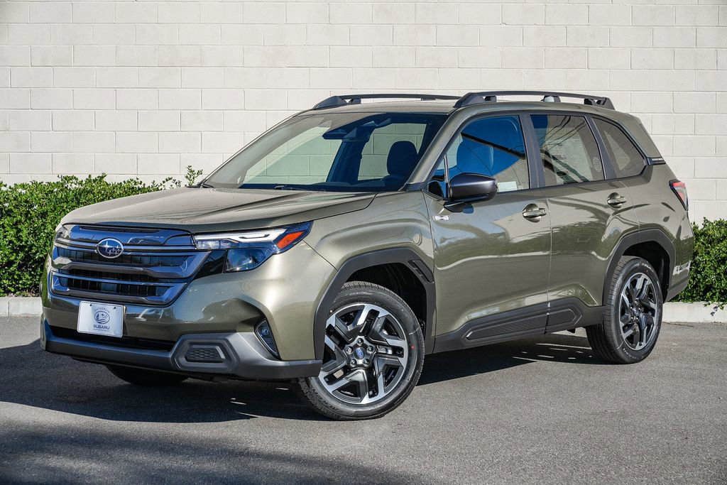 New 2025 Subaru Forester Premium