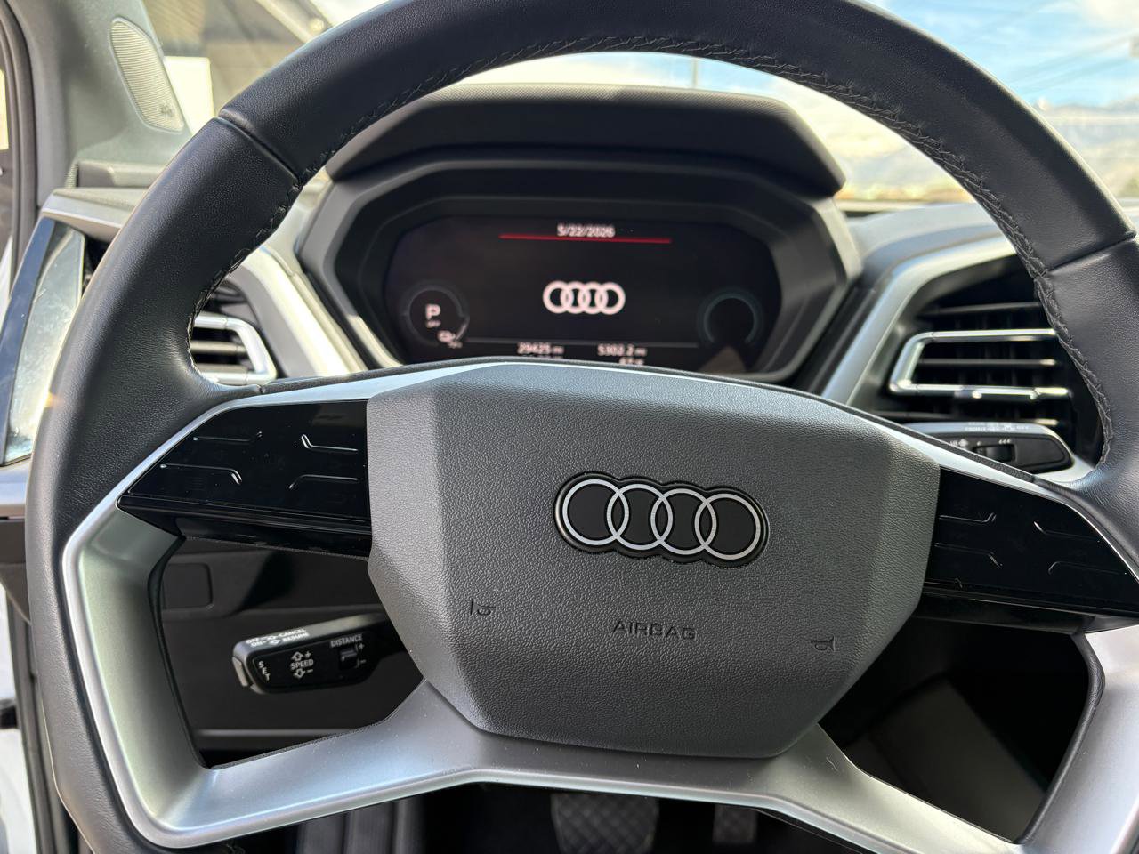 Used 2022 Audi Q4 e-tron Premium Plus w/ Premium Plus AWD/4WD image 4