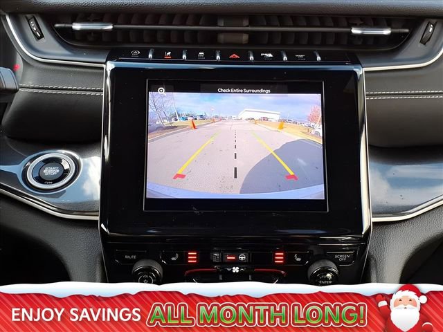 Used 2022 Jeep Grand Cherokee Altitude image 22