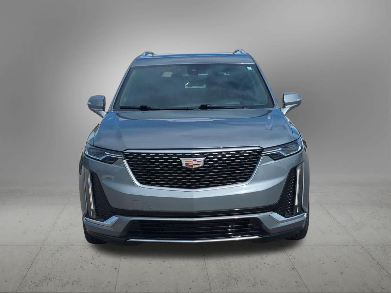 Used 2023 Cadillac XT6 Premium Luxury w/ Technology Package AWD/4WD image 9