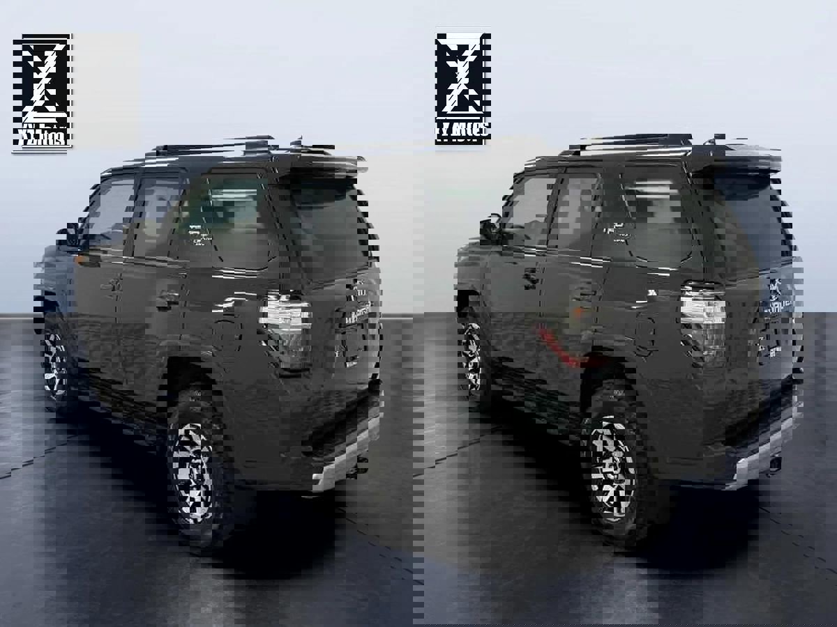 Used 2024 Toyota 4Runner TRD Off-Road image 4