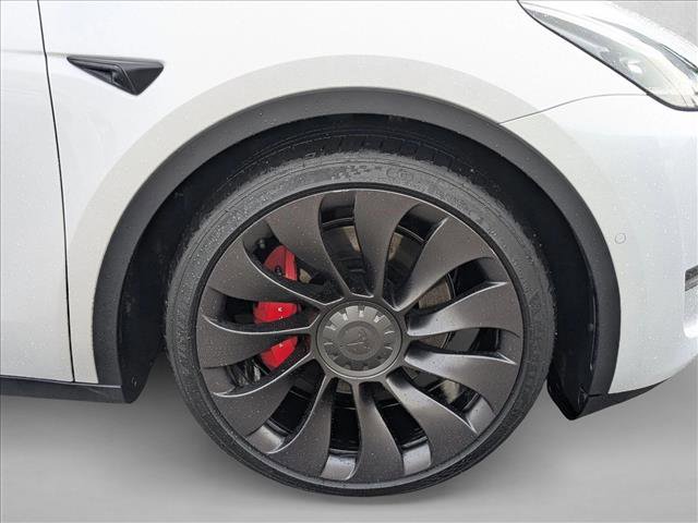 Used 2022 Tesla Model Y Performance image 23