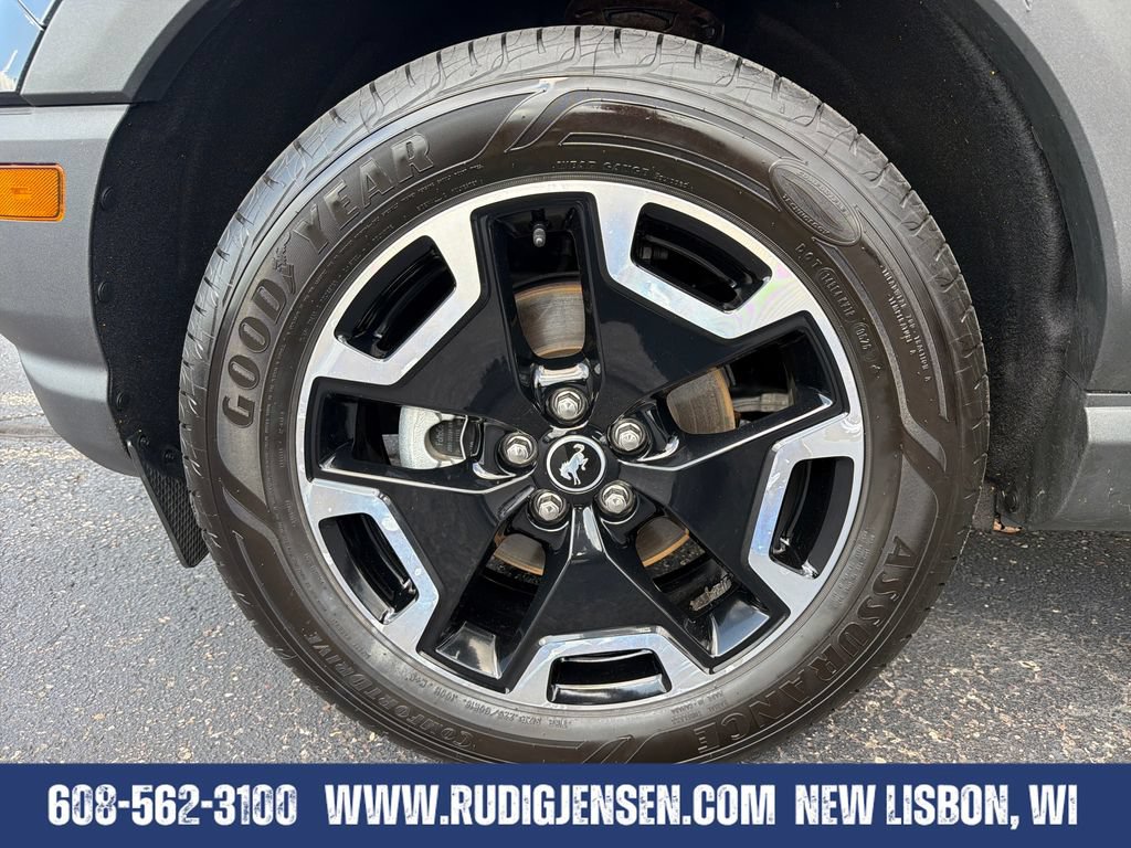 Used 2022 Ford Bronco Sport Outer Banks w/ Tech Package AWD/4WD image 26