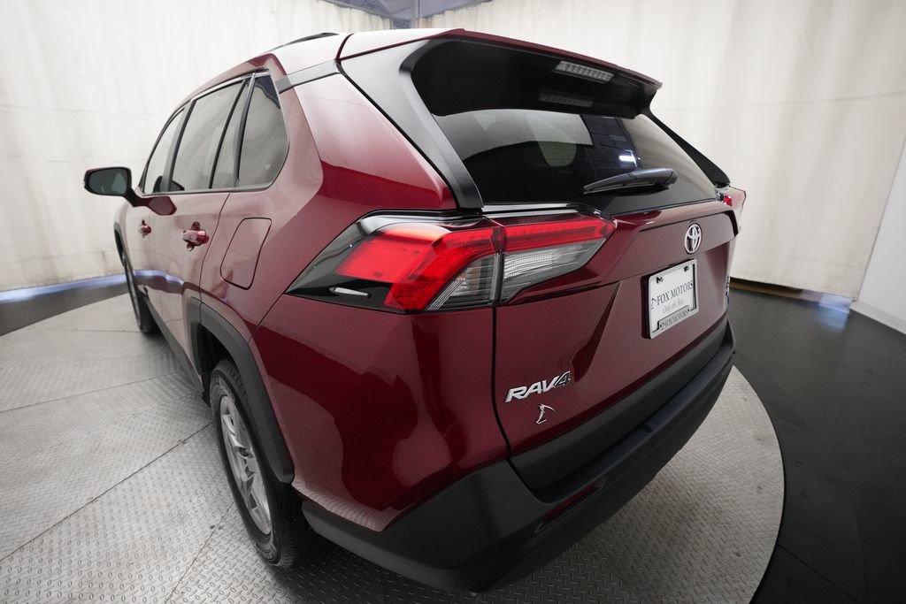 Used 2025 Toyota RAV4 XLE AWD/4WD image 33