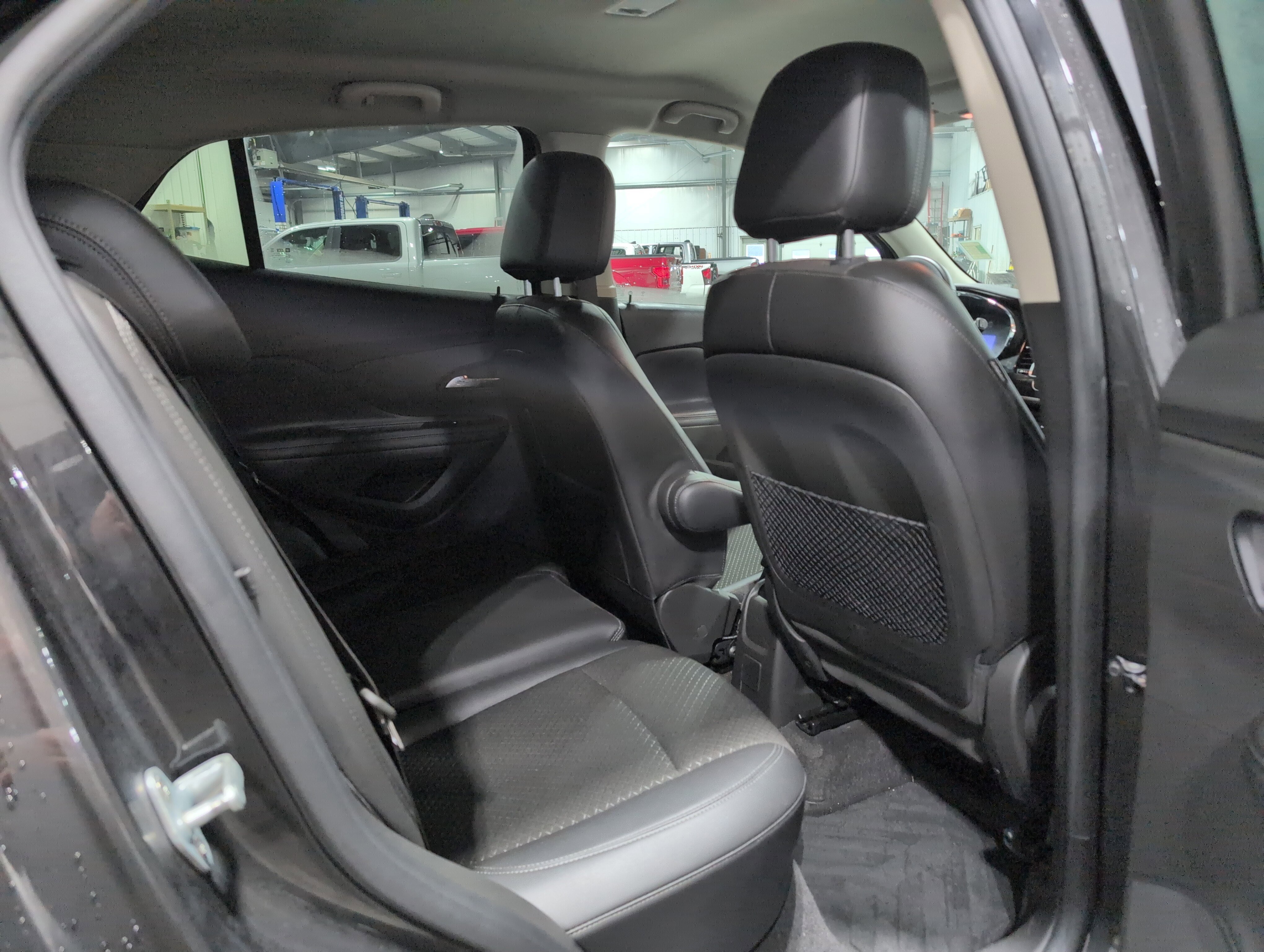 Used 2019 Buick Encore Preferred image 10